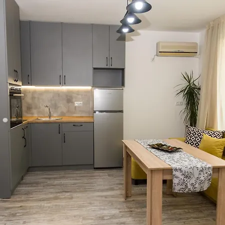 Alagen Apartmán Burgas City